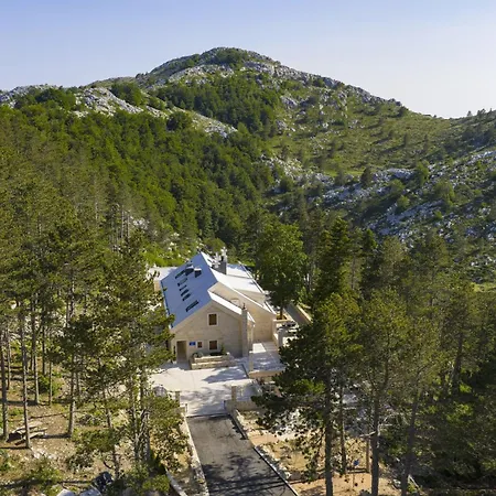 Planinarski Dom Vosac 酒店