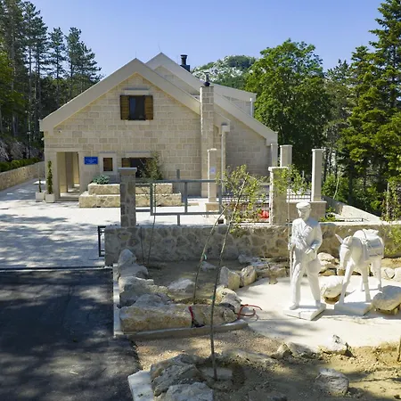 酒店 Planinarski Dom Vosac 马卡尔斯卡