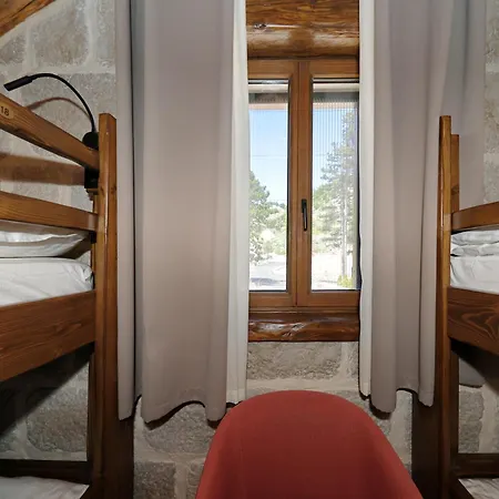 Planinarski Dom Vosac 酒店