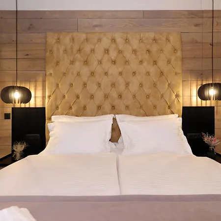 Planinarski Dom Vosac 马卡尔斯卡