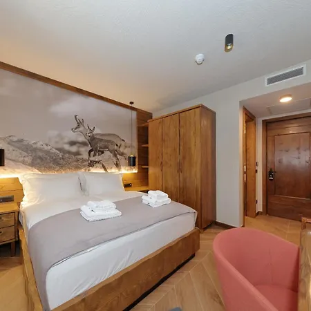 Planinarski Dom Vosac 酒店