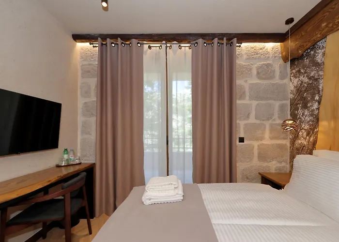 Planinarski Dom Vosac Hotel Makarska